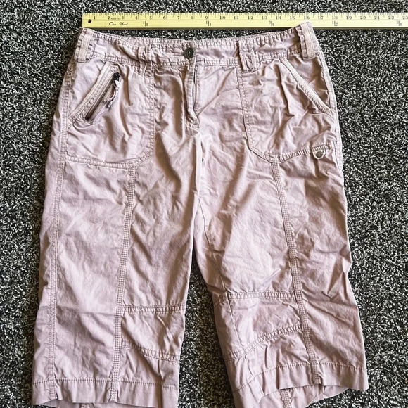 Dalia Collection modern-fit petite shorts - Picture 1 of 7